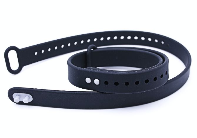 Customized silicone buckle composed of silicone and plastic, suitable for silicone watch strap fasteners.