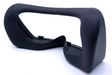 矽膠醫療護目罩 - 醫療器材矽膠眼罩，結構為塑膠邊框結合矽膠眼罩，表面PU噴塗。