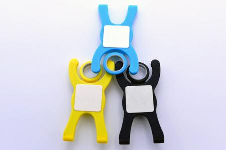 Suporte de silicone para celular personalizado.