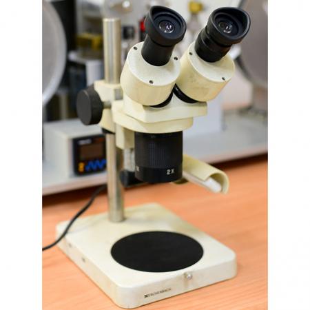 Microscope
