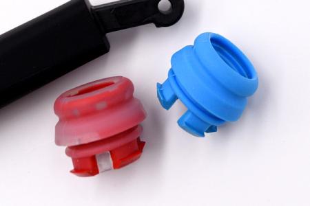 シリコーンゴムプラグ。