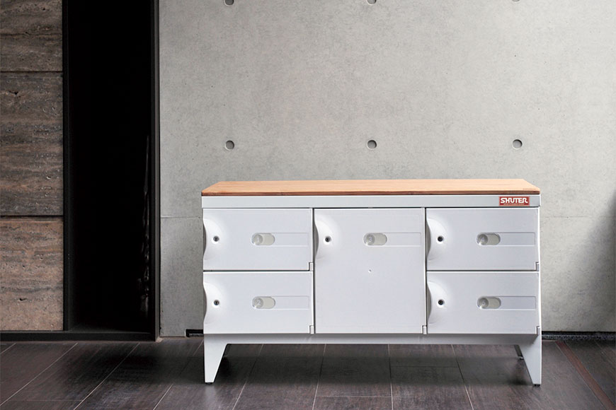 Elegante armadietto con porte in ABS per uso domestico, ufficio o industriale.