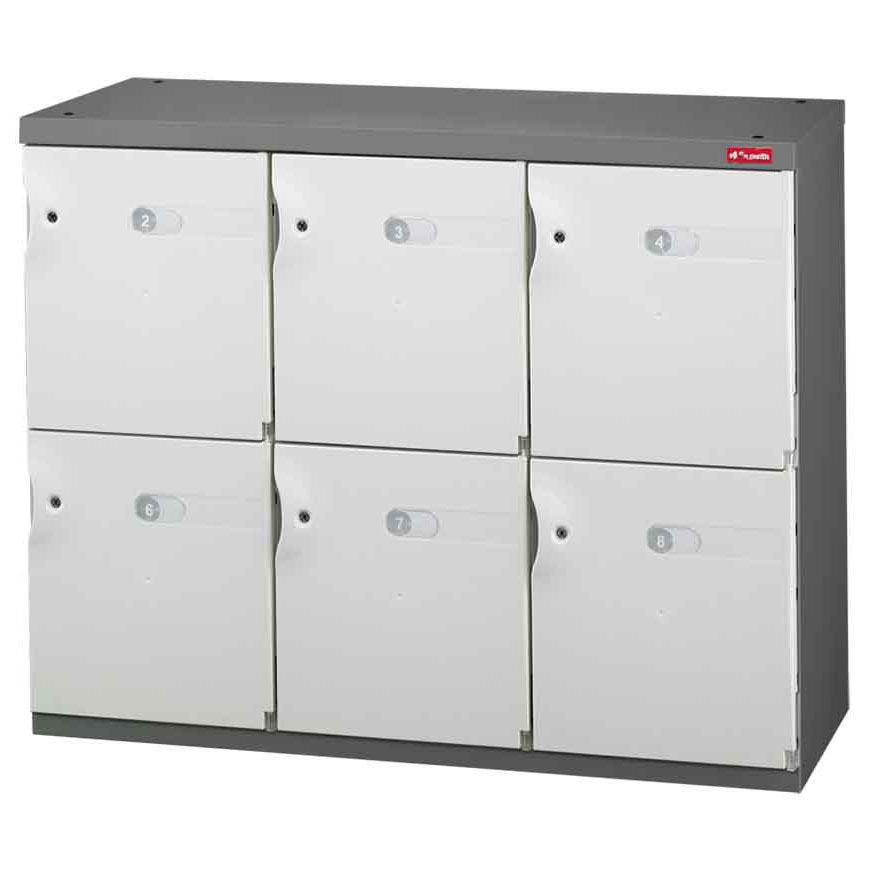 신발, 가방, 개인 물품 등을 수납할 수 있는 특별한 공간 캐비닛입니다.