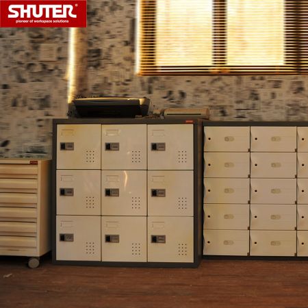 SHUTER Steel low cabinet with 9 compartments
