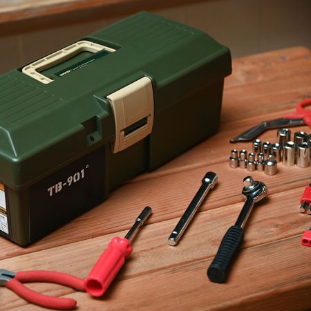 SHUTER 15" toolbox