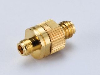 ADAPTATEUR JACK 0,8 mm à JACK 1,0 mm - 130 GHz - Adaptateur femelle 0,8 mm à femelle 1,0 mm - 130GHz