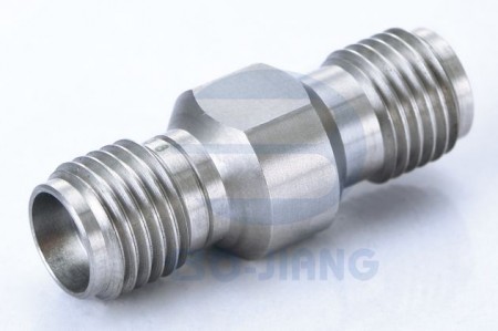 ADAPTADOR DE CONECTOR DE 3,5 MM PARA 2,92 MM (K) - Adaptador de 3,5 mm Jack para 2,92 mm Jack