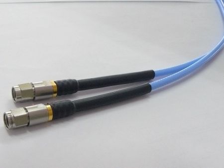 Montagens de cabo coaxial de série SMA para micro-ondas/RF com fase e amplitude estáveis