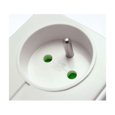 Prise de France avec volets de sécurité