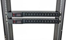 Metered IEC PDU with Current/Voltage Metering