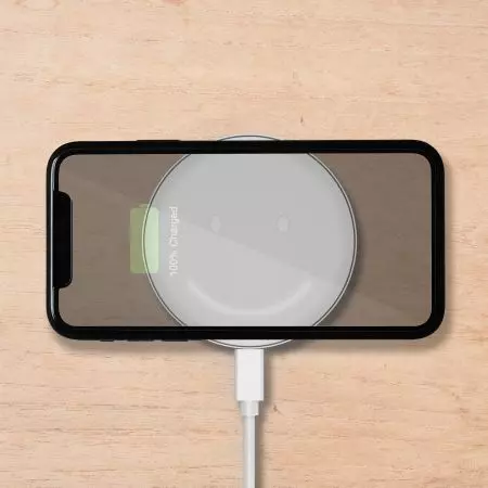 15W磁吸无线充电器