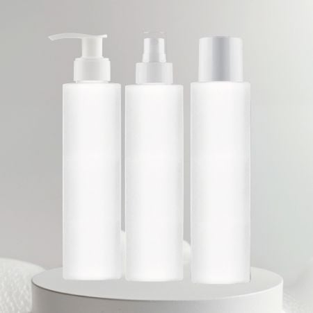 PE Cylindrical Cosmetic Bottle