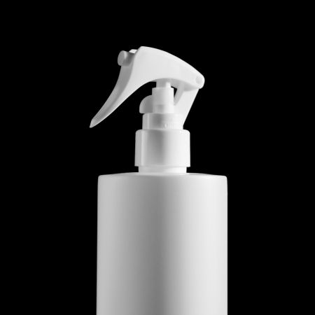Combinazione di spruzzatore a grilletto e bottiglia
