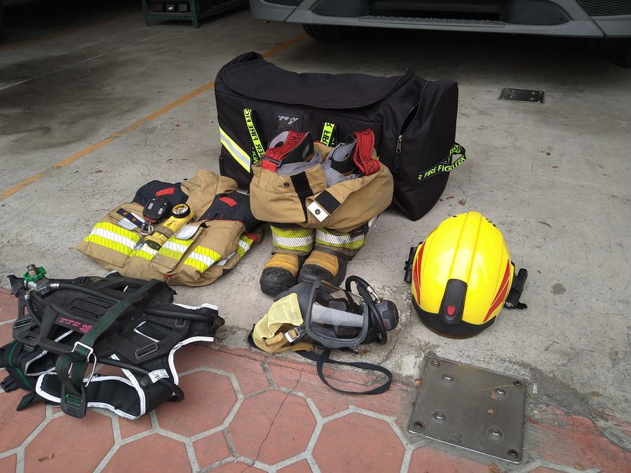 Firefighter Packing Protect Fire Gear in Transit | Fireman Equipment Rolling Bag by DELLY