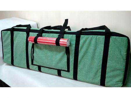 Adjustable round straps when not in use.