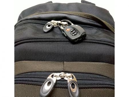 Lockable zippers for the main and front compartments.