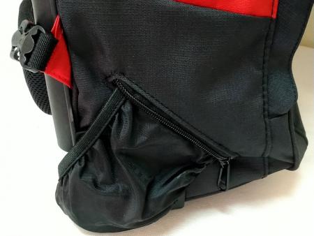 Hidden wheel cover to stay away the dirt when wearing it.