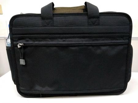 Lynlåslomme på bagsiden.