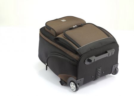 底部防摩射出片保護