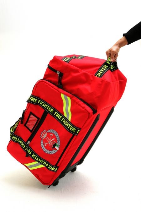 消防人員拖輪裝備袋 - 專業消防人員裝備拖輪袋。