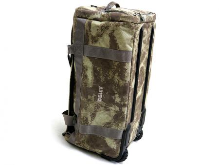 Plastikowa rączka, która pełni funkcję podpory, gdy torba jest pionowo (przed i po użyciu).