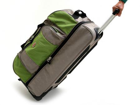 雙層拖輪拉桿旅行袋 - 26英吋兩輪可折疊雙層拉桿旅行袋。