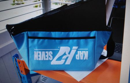 Logo achterwaarts afgedrukt