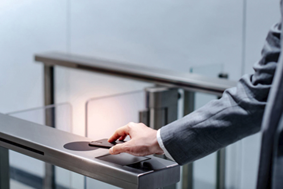 OEM scanners seamlessly built into kiosks and self-service terminals for continuous operation.