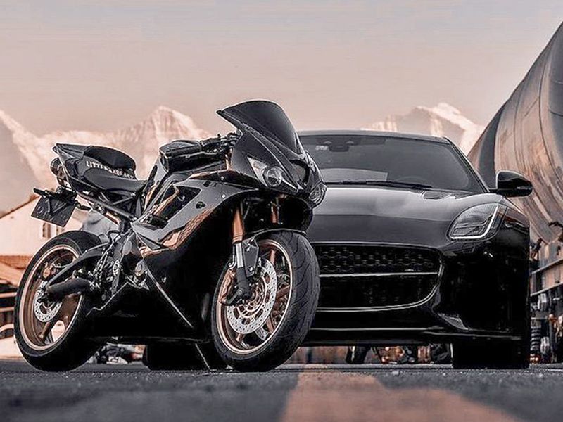 Parti automobilistiche e motociclistiche prodotte utilizzando macchine Wire Cut e CNC EDM