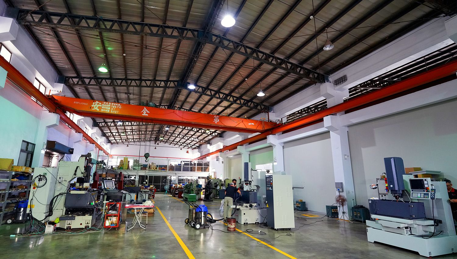 JSEDM Linea di produzione per macchine da taglio e scarica elettrica