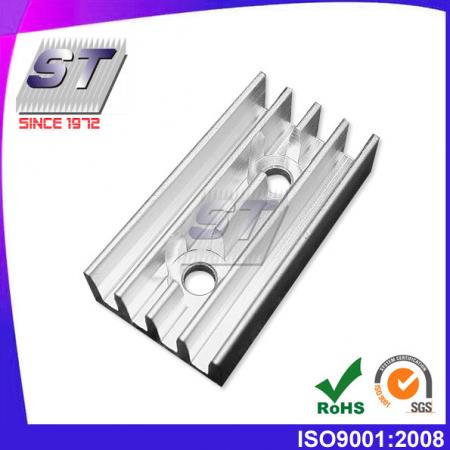 Dissipateur de chaleur en aluminium pour les industries électroniques 19,5 mm × 10,0 mm