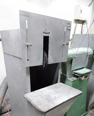 Entgratmaschine