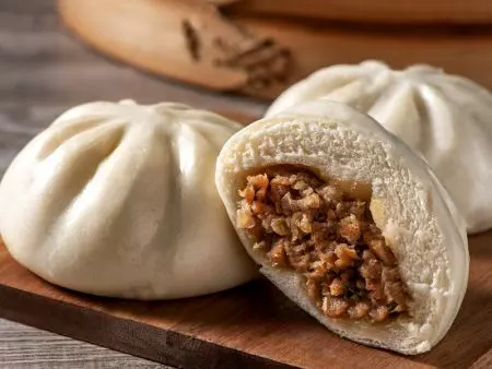 Application of meat buns for Continuous Steam Cooker