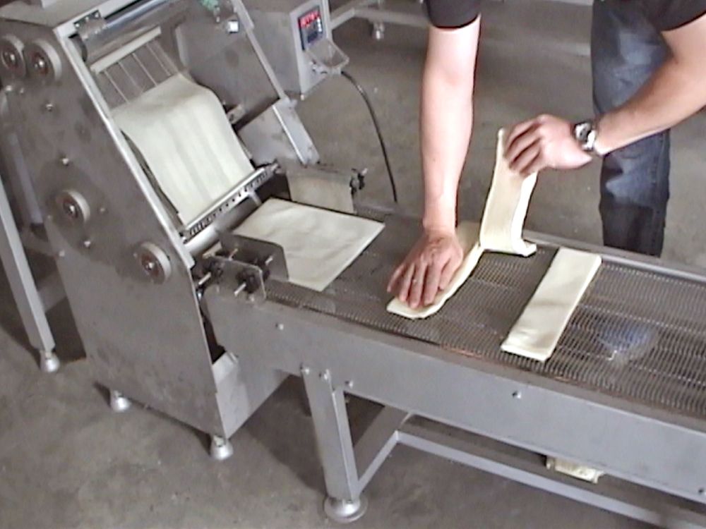 ANKO’s customized Spring Roll Production Line has mastered wrapper ...