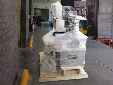 ANKO always test our machines before packing and shipping, to make sure they are in perfect working order