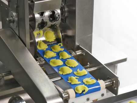 ANKO có thể tùy chỉnh tạo ra các khuôn tạo hình cá, ngựa biển hoặc bất kỳ khuôn tạo hình cụ thể nào