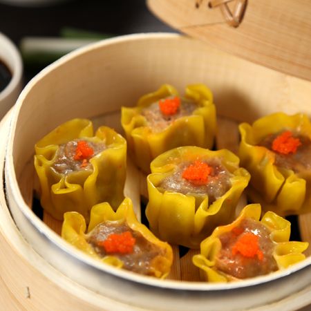 ANKO shumai maker může ozdobit shumai pastou