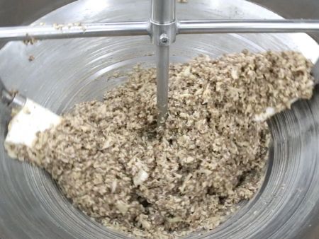ANKO’s Filling system maintains filling texture without over processing the ingredients