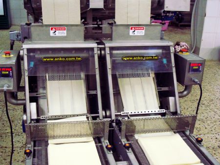 L'SRP-90DA di ANKO è stato installato per soddisfare le elevate esigenze di produzione del cliente.