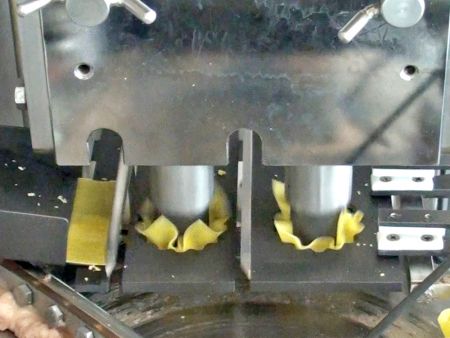 Otomatik doldurma ekstrüzyon cihazı