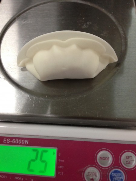 El dumpling pesa 25 gramos que cumplen con las necesidades del cliente