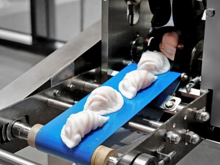 Iga Har Gow on täielikult täidetud ja täiuslikult vormitud