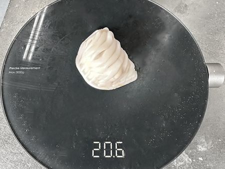 Har Gow 20.6g, 50mm pikkuses ja 37mm laiuses