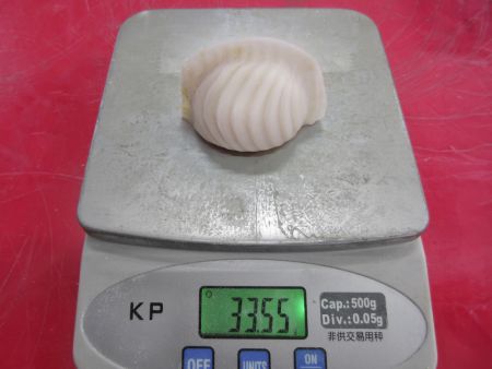 Har Gow 33.5g, 56mm pikkuses ja 43mm laiuses
