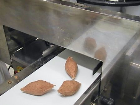 キベは特殊なクランプで形成されます