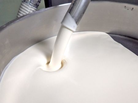 Nạp bình chứa bột đã làm sẵn