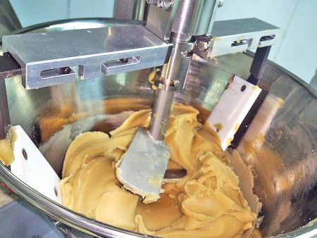 Lotuszaadvulling in de vullingtrechter