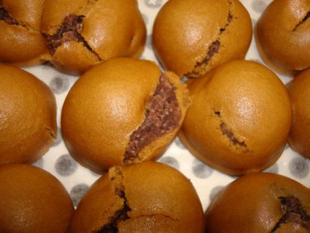 The filling of Manju burst out from the wrapper