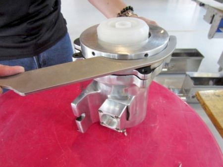 How to adjust the thickness of dough wrapper