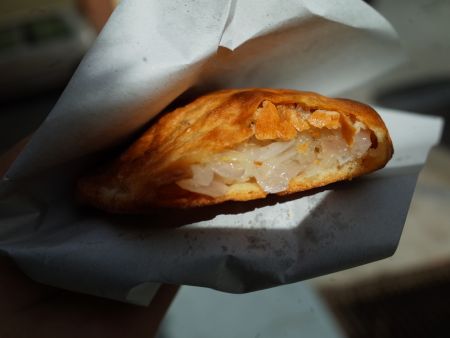 Kompia ripieno di cipolla